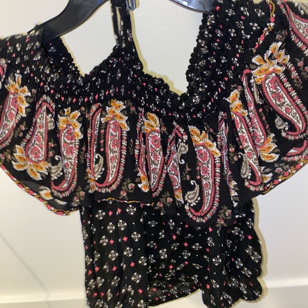 Crop top - Picture 2 of 4